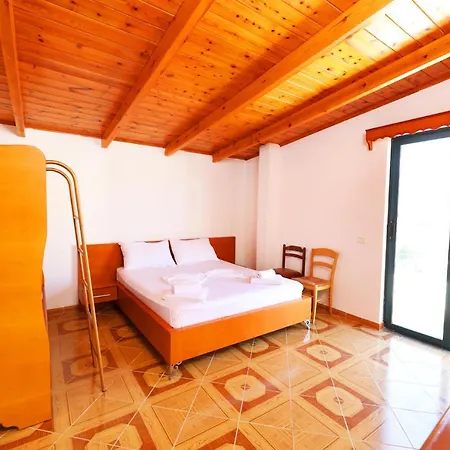 Otel Argeli 3*